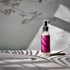 Rose Quartz and lychee room fragrance spray – 125ml