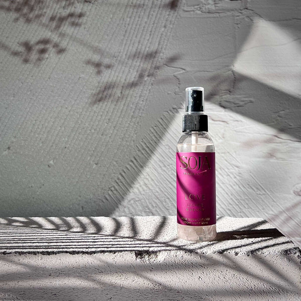 Rose Quartz and lychee room fragrance spray – 125ml