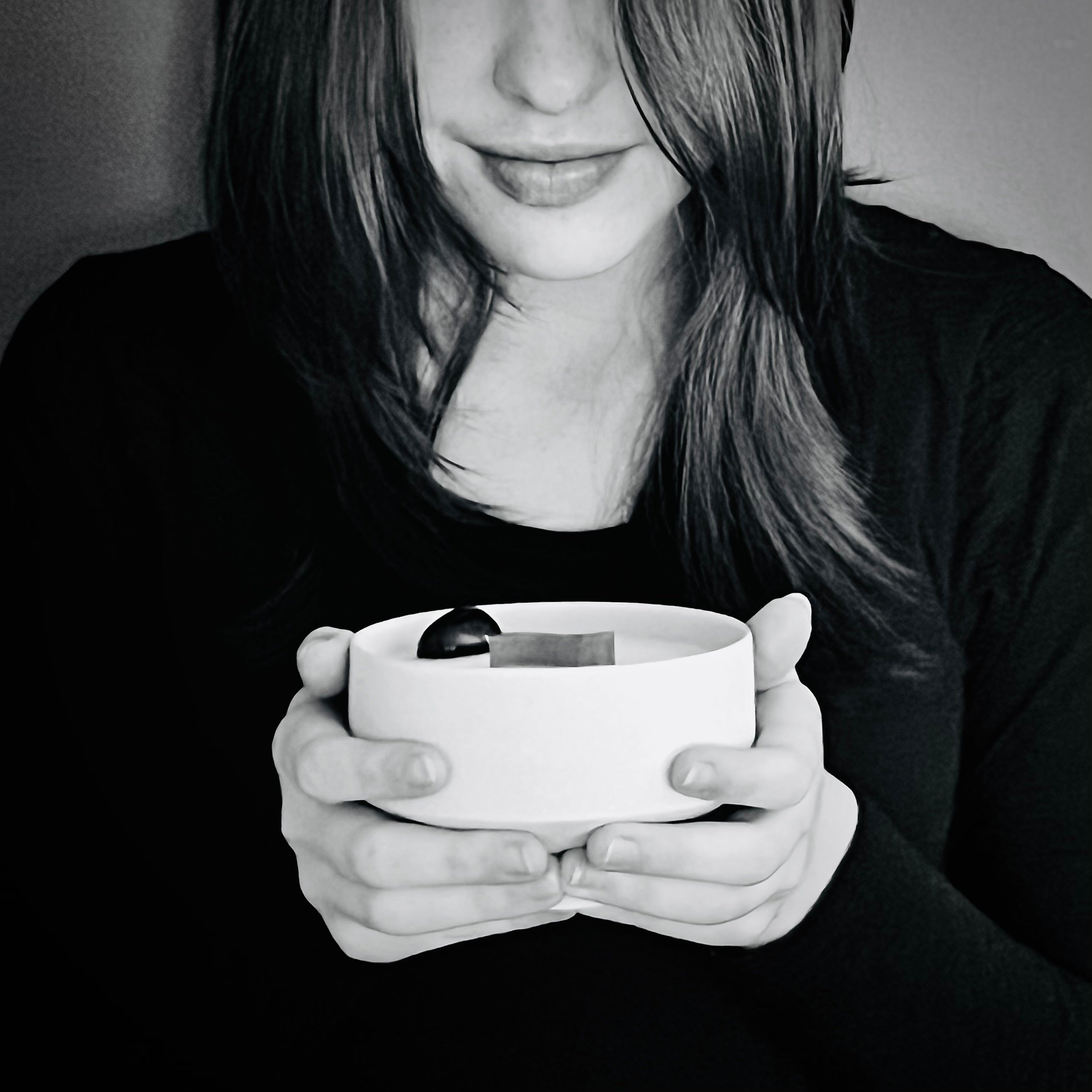 Welcome to the "Everything Home Wellness" blog page, your ultimate destination for all things related to candles, crystals, and understanding how negative energy in your home can affect your emotional health. Transform your home into a peaceful sanctuary.