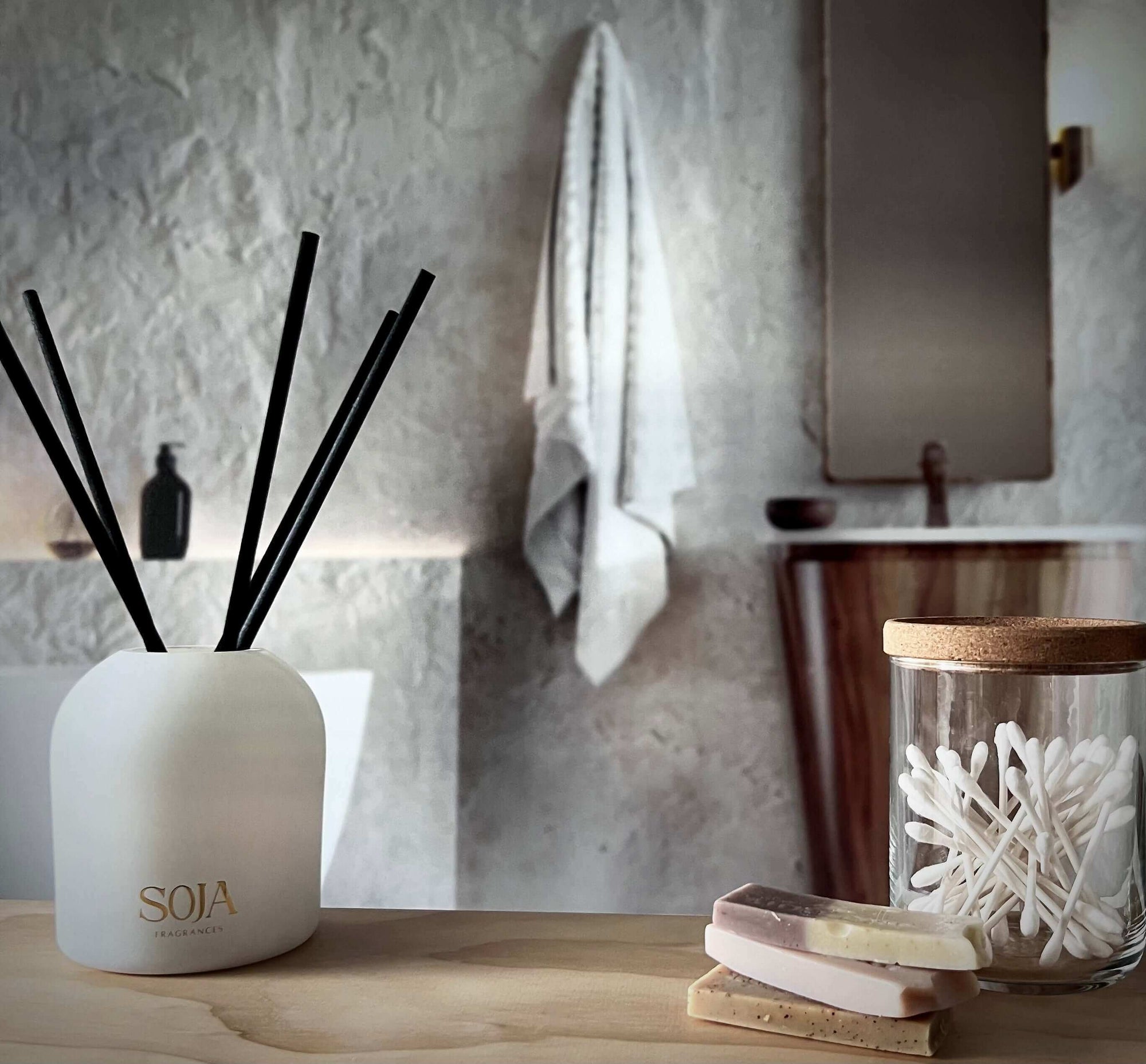 Aroma Stick - Fresh Cotton | Discover the liquid-free way to fragrance your home with Aroma Sticks - Fresh Cotton. Continuous, calming scent without the mess. Shop Soja Fragrances now. | SOJA Fragrances